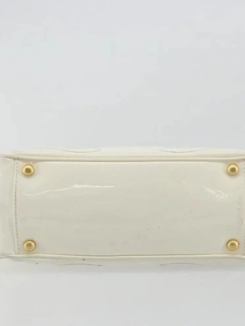 CHANEL Triple Coco Hand Bag Patent leather White CC Auth 180698